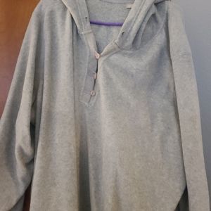 Very nice womans plus size pullover